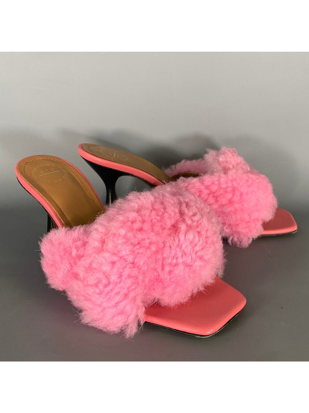 ALL TOMORROW'S PARTIES Size 7 Pink Wool Textured Leather Trim Mules Pumps